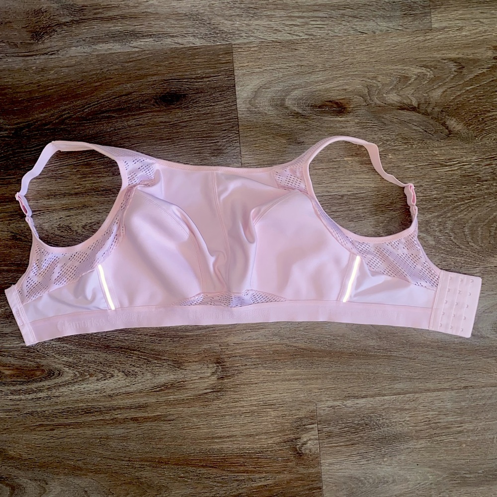 Sports bra